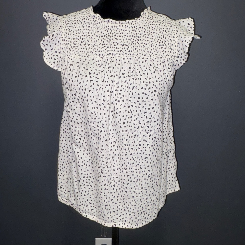 Old Navy Women’s White Smocked Cap-Sleeve Top with Black Dot Print Small